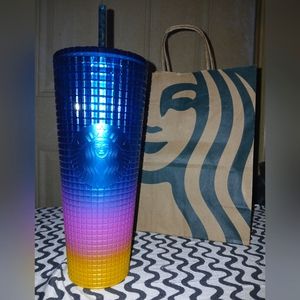 New Starbucks 2023 Tim Singleton Tumbler Soft Pride Rainbow Ombre Grid Cup Venti